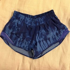 Lululemon Hotty Hot Short game day blue
